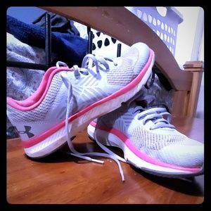 Under armour training sneakers